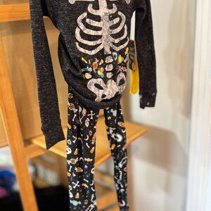Kids Halloween Skeleton Glow Pajama Set | Trick or Treat Sleep | Size 6